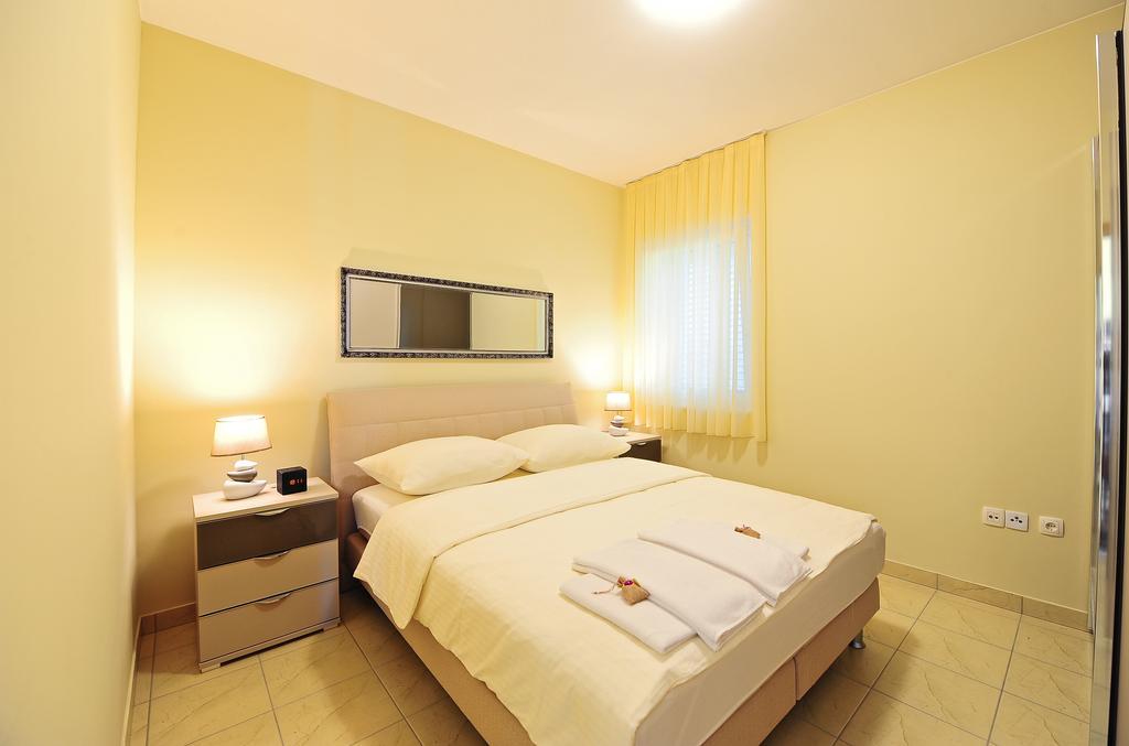 The One Resort Podstrana Exterior photo