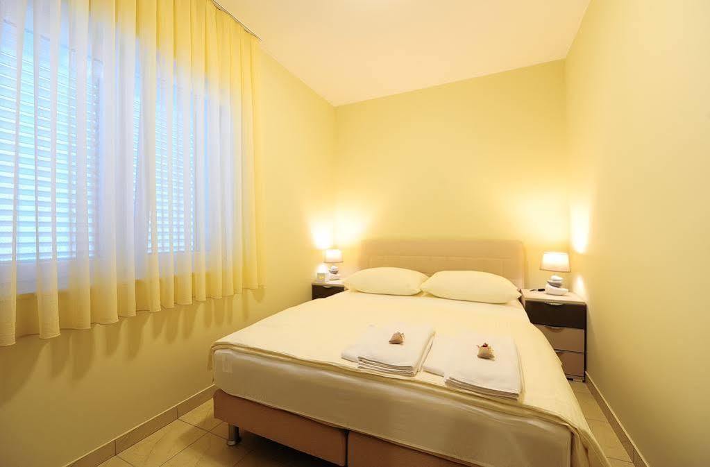 The One Resort Podstrana Exterior photo