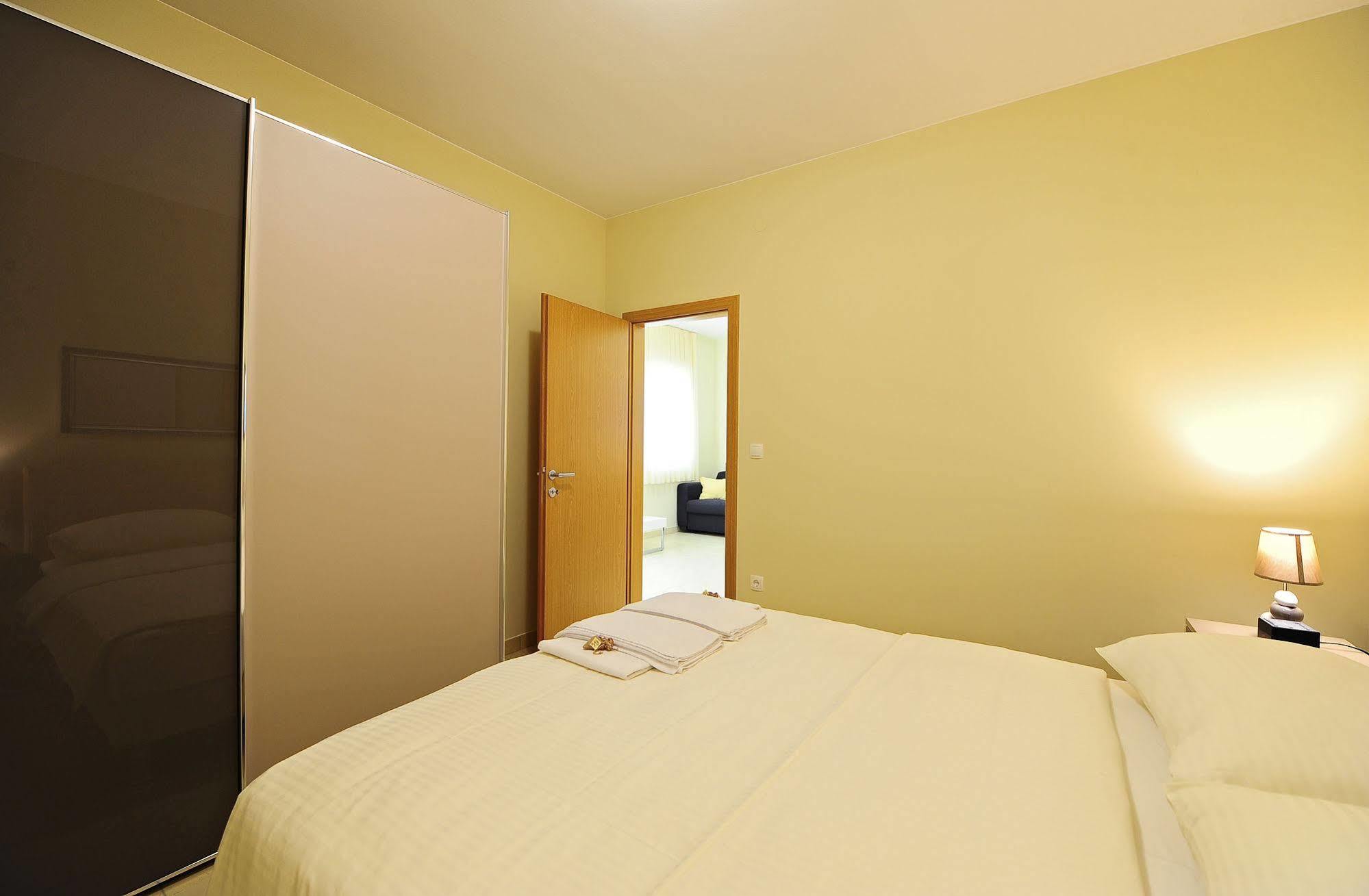 The One Resort Podstrana Exterior photo