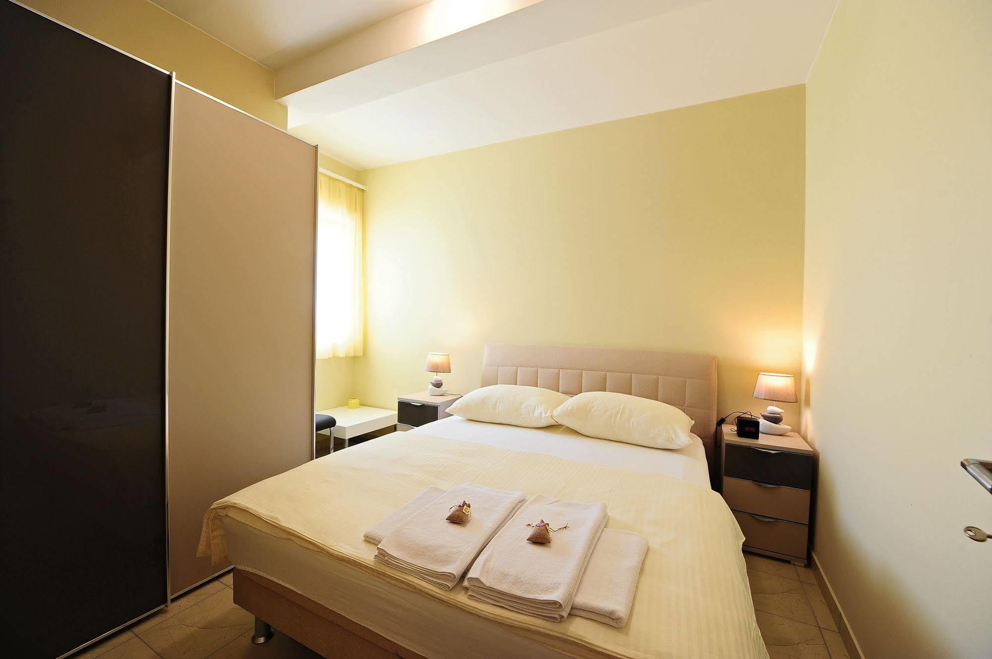 The One Resort Podstrana Exterior photo